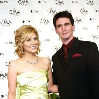 Alison Krauss, Mark Richards in 38th Annual Country Music Awards Arrivals