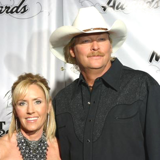Alan Jackson; in 2005 CMT Music Awards
