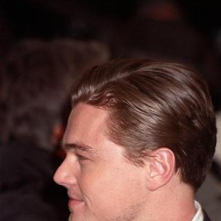 Leonardo DiCaprio; in The Aviator Movie Premiere