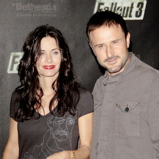 Courteney Cox, David Arquette in "Fallout 3" Launch Party - Arrivals