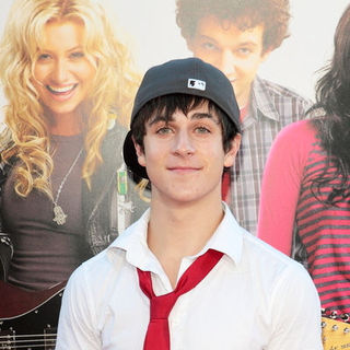 David Henrie in "Bandslam" Los Angeles Premiere - Arrivals