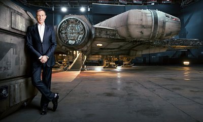 Closer Look at Millennium Falcon of 'Star Wars: The Force Awakens' Revealed