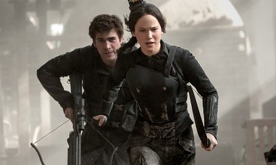 'Hunger Games: Mockingjay, Part 1' Stays at No. 1 on Thanksgiving Box Office
