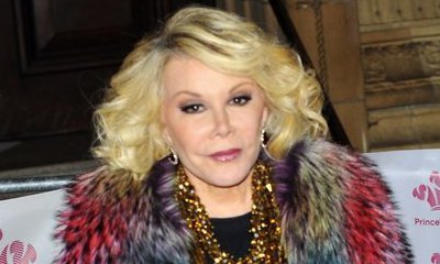 Report: Joan River's Doctors Delayed CPR, Continued Procedure as She Went Into Shock