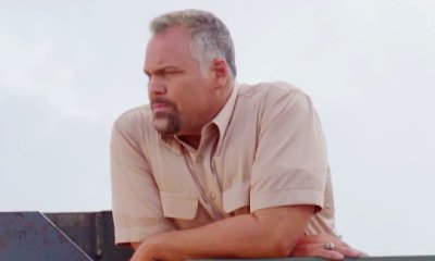 New 'Jurassic World' Video Introduces Vincent D'Onofrio's Character