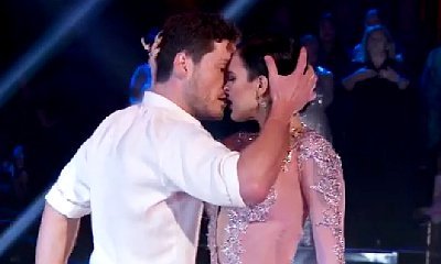 'Dancing with the Stars' Recap: Rumer Willis Stuns in Season 20 Premiere