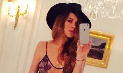 Lindsay Lohan Tries to 'Break the Internet With Clothes On'