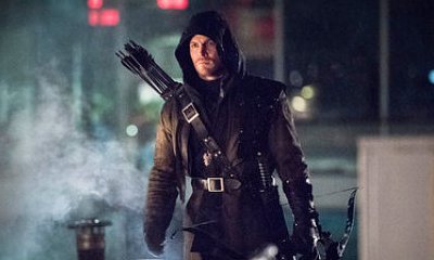 'Arrow' Pics Show Oliver Queen in Dark Archer Costume