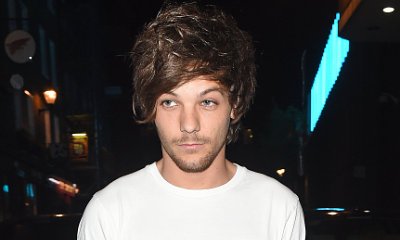 Fans Go Wild After Watching Louis Tomlinson's Penis Flopping Around His Soccer Pants
