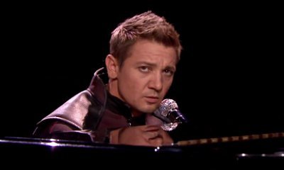 Video: Jeremy Renner Sings About Hawkeye's Underrated Power on 'Tonight Show'