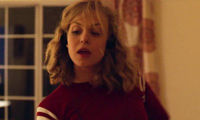 'Vampire Diaries' Star Penelope Mitchell Dances in Brandon Flowers' 'Lonely Town' Video