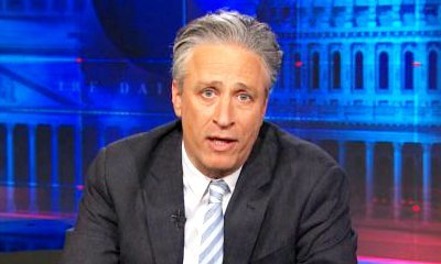 Jon Stewart Pays Tribute to David Letterman