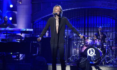 Video: Wiz Khalifa Performs on 'Saturday Night Live'