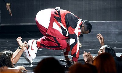 BET Awards 2015: P. Diddy Takes Nasty Fall During Bad Boy Reunion Performance