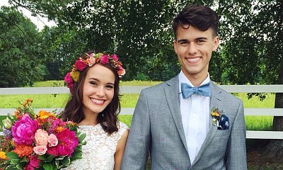 'Duck Dynasty' Star John Luke Robertson's Wife Posts New Wedding Photo