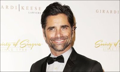 John Stamos Returns Home After DUI Arrest, Thanks Fans for Support
