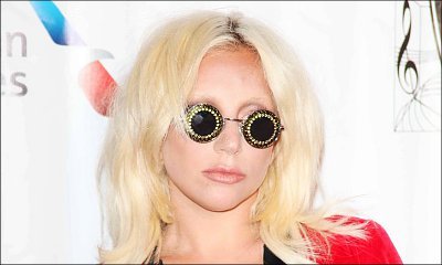 Lady GaGa Suffers Wardrobe Malfunction, Flashes Nipple While Carrying Pizza Box