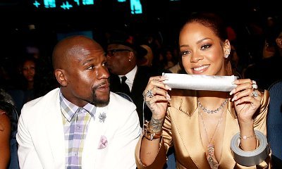 Rihanna Carrying Duct Tape at BET Awards to Seal Floyd Mayweather, Jr.'s Mouth