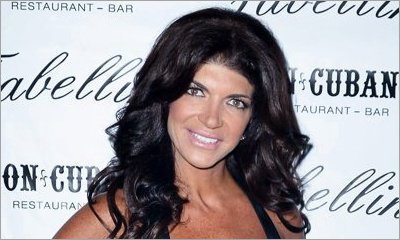 Teresa Giudice Tweets for the First Time in Prison, Thanks Her Fans