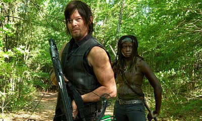 'The Walking Dead' Season 6 Set Video: Norman Reedus Kisses Danai Gurira