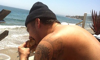 Rob Kardashian Is Back on Social Media With Shirtless Pic