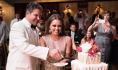Vanessa Williams Traded White Gown for Gold Dress at Her Lavish Wedding