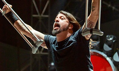 Dave Grohl Brings Crying Fan Onstage to Perform With Him at Foo Fighters Concert