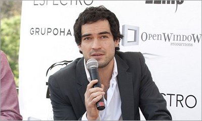 FOX's 'Urban Cowboy' Finds Its Male Lead in 'Sense8' Star