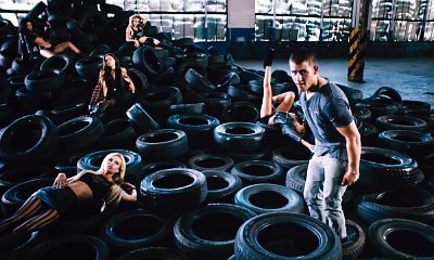 Nick Jonas Debuts 'Levels' Music Video on MTV VMAs Night