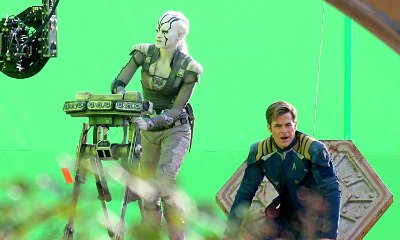 'Star Trek Beyond' Set Photos Reveal New Costumes and New Alien