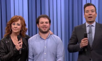 Video: Reba McEntire and Jimmy Fallon Serenade Fan With New Song on 'Tonight Show'