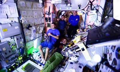 Astronauts Watch 'The Martian' in Space