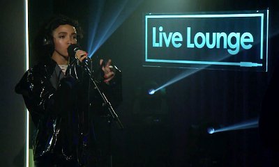 Video: FKA twigs Performs Haunting Cover of Sia's 'Elastic Heart'