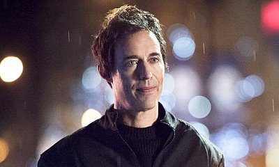 'The Flash' Season 2: Tom Cavanagh's Return Is Explained, New Promo Features Jay Garrick