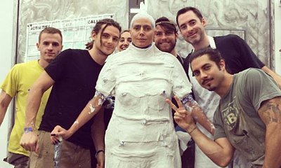 Heidi Klum Covers Body With Plaster to Prepare Halloween Costume