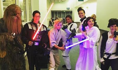 Kaley Cuoco Cannels Jedi at Horse Riding Competition