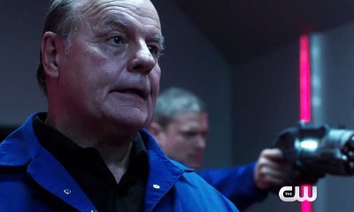 'The Flash' 2.03 Preview: 'Family of Rogues' to Welcome Captain Cold's Dad