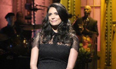 'Saturday Night Live' Pays Tribute to Paris: 'We Stand With You'