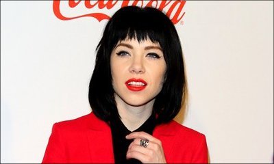 Carly Rae Jepsen Announces U.S. Leg of 'Gimmie Love' Tour. See the Dates