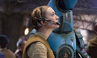First Look at Carrie Fisher's Daughter in 'Star Wars: The Force Awakens' Unleashed
