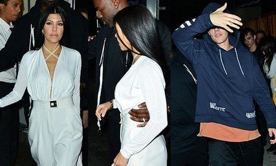 Is Kourtney Kardashian 'Hooking Up' With Justin Bieber?