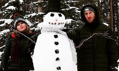 Festive Couple! Taylor Swift and Calvin Harris Building Snowman for Christmas