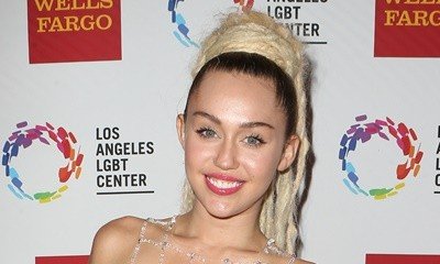 Miley Cyrus Spotted Wearing Her Engagement Ring From Liam Hemsworth