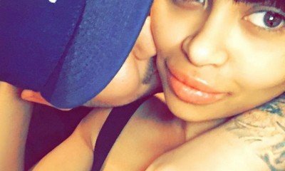 Blac Chyna Shares Photo of Rob Kardashian Kissing Her Cheek