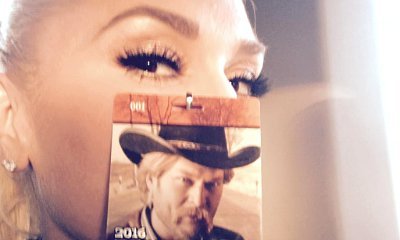 Gwen Stefani Shows 'All Access' Pass to Blake Shelton's Concert to Debunk Split Rumor
