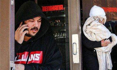 Rob Kardashian and Blac Chyna Spotted Enjoying 'Booze and Carb-Filled Lunch'