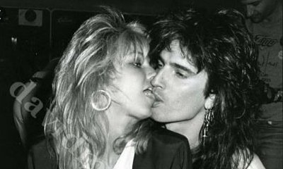 Heather Locklear Wishes Tommy Lee a Happy 30th Anniversary With This Raunchy Pic