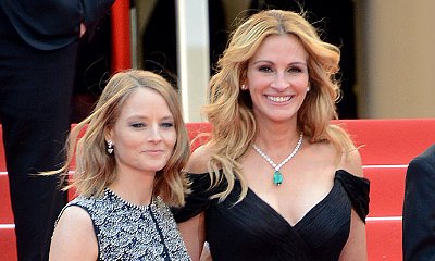 Jodie Foster and Julia Roberts Hold Back Tears During Ovation After 'Money Monster' Premiere