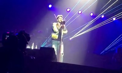 Adam Lambert Honors Orlando Shooting Victims With Amazing Performance of a Queen Song