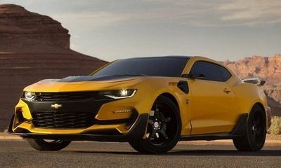 Get Your First Look at Bumblebee in 'Transformers: The Last Knight'